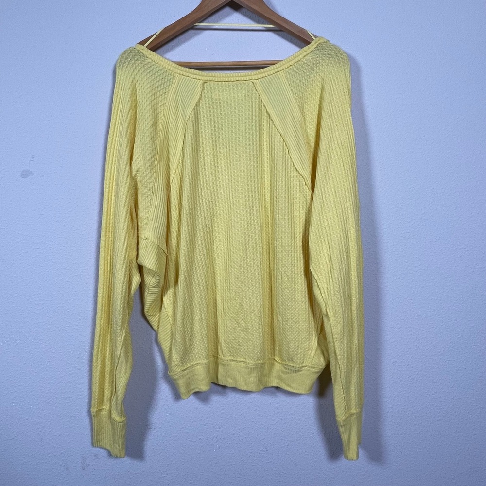 We The Free Pullover Womens Small Yellow Santa Clara Waffle Knit V-Neck Thermal